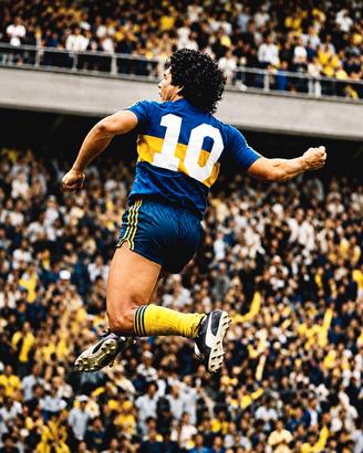 fotografia Maradona con il Boca juniors 1981