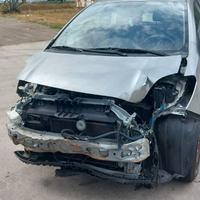 RICAMBI USATI TOYOTA YARIS 2007