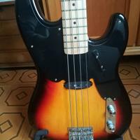 Basso harley Benton corde lisce e straplocks
