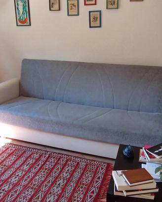 Divano letto tre posti