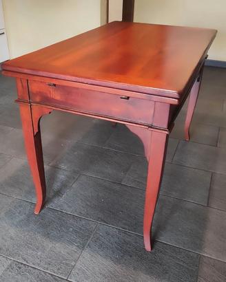 Tavolo in legno pregiato-allungabile