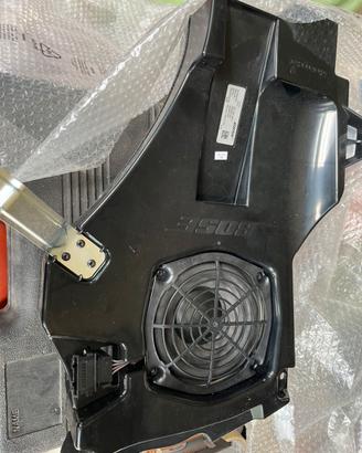 SUBWOOFER BOSE AUDI A3 SB 2009