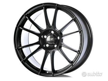 Cerchi in lega OZ ULTRALEGGERA R18"