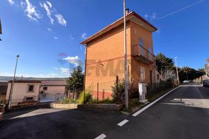 Casa Indipendente - Fragneto Monforte