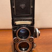 Macchina fotografica Rolleiflex.