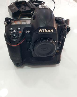 NIKON D3S