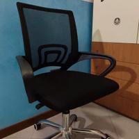 Poltrona ufficio usata pochissimo