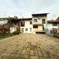 CASA SEMINDIPENDENTE A RIVE