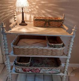 Etagere francese,a 3 ripiani in legno