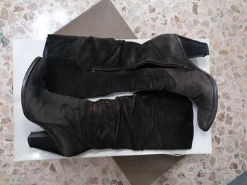 stivale pelle scamosciata verde muschio 38