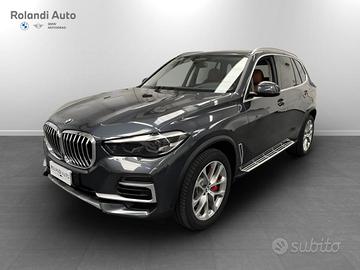 BMW X5 xdrive40d mhev 48V xLine auto