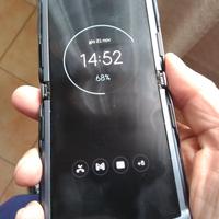 Motorola razr 5g +motorola watch 360