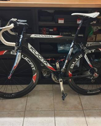 Bicicletta da corsa Kuota Kharma in carbonio