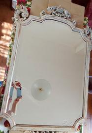 Magnifico specchio vintage in stile shabby 
