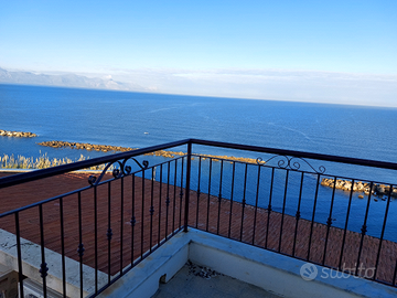 Terrazza sul mare Nettuno