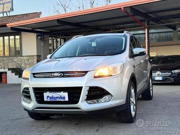 FORD Kuga 2.0 TDCI 163 CV 4WD Powershift Titaniu