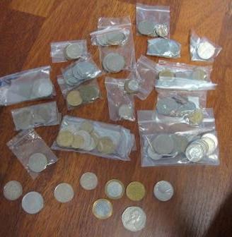 Monete e banconote estere fuori corso vari stati