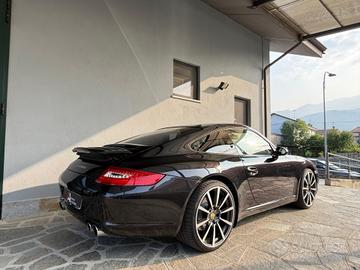 Porsche 911 Coupe 3.8 Carrera S