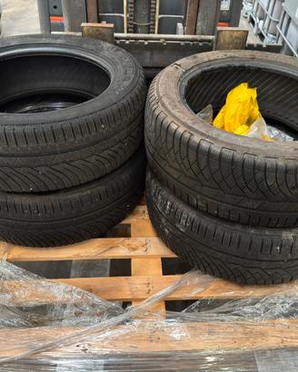Michelin 235/55 18