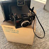 Fotocamera vintage polaroide