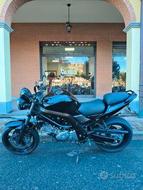 Suzuki SV 650 KW 35 TUA A 2000€ CON OPERAZIONE 50%