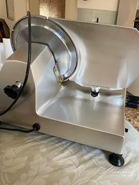 affettatrice elettrica