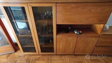Set completo di mobili da salotto in legno