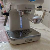 Macchina del caffè vintage ariete