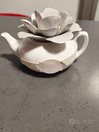 Teiera stile capodimonte 