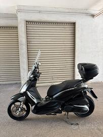Beverly 350 ST Full Optional