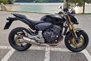 HORNET CB600F 