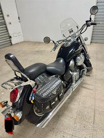 Honda Shadow vt 750