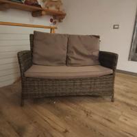 Divano, Poltrone e tavolino