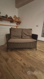 Divano, Poltrone e tavolino