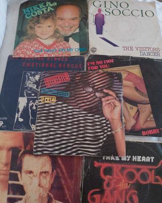 Lotto 13 vinili 45 giri Anni 80