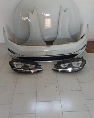 Volkswagen golf 7,5 2018 disponibile ricambi