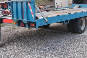 Pianale trasporto trattori