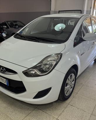 Hundai IX 20 90 CV 1.4 cc. Benz:
