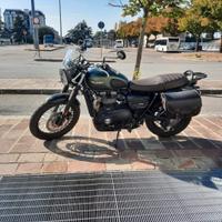 MOTO TRIUMPH 