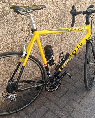 bici da corsa pinarello in alluminio