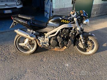 Triumph speed triple 955i