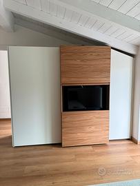 Armadio Tv ante scorrevoli