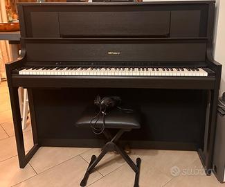 Piano Roland lx-708
