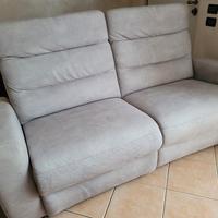 divano e poltrona recliner