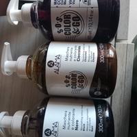 maschera per capelli nutriente colorata  