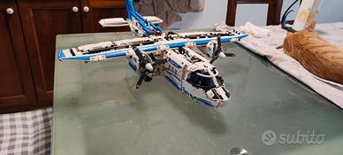 LEGO TECHNICH CARGO PLANE