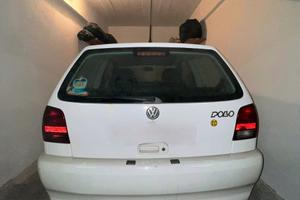 Auto volkswagen polo X