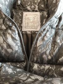 PIUMINO NERO E RICAMI