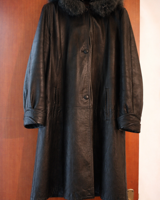 Giacca/Mantella in vera pelle con collo in pellicc