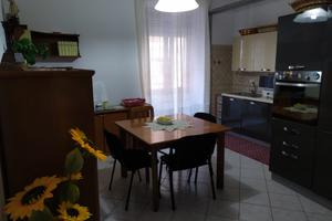 Stanza studendesse matrimoniale ad uso singola
